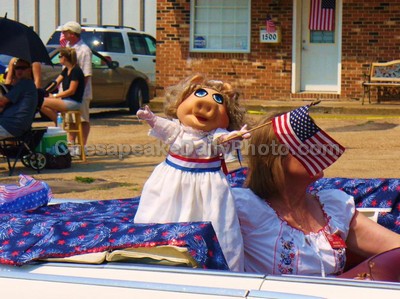 Patriotic Miss Piggy at the South Norfolk Fourth of July Parade