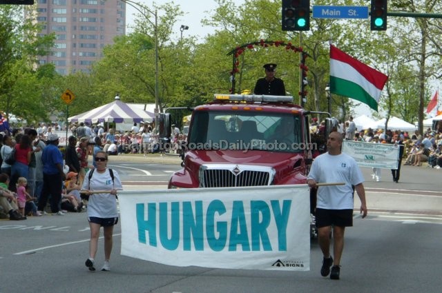 nationofhugaryatparadeofnations.jpg