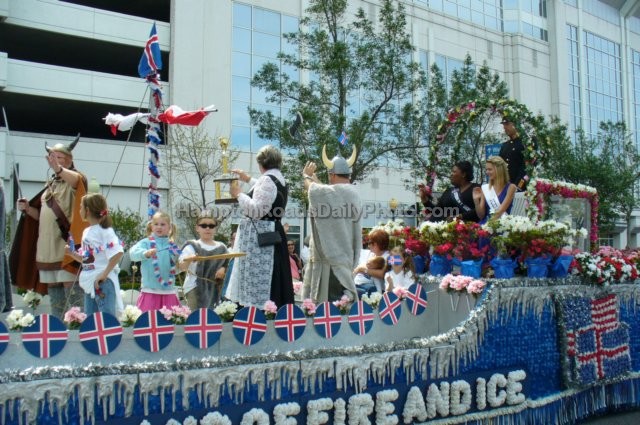 nationoficelandfloatatparadeofnations2.jpg