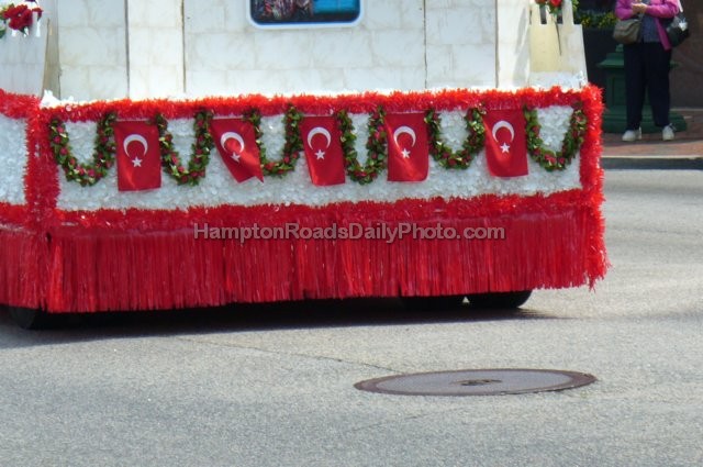 nationofturkeyfloatatparadeofnations4.jpg