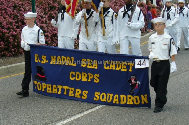 usnavalseacadetcorpsatparadeofnations.jpg